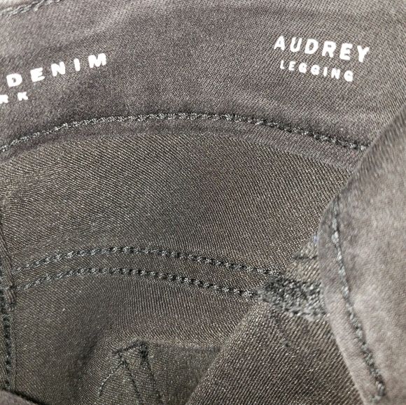 Elie Tahari 29 Audrey faux leather gray leggings - Picture 8 of 15